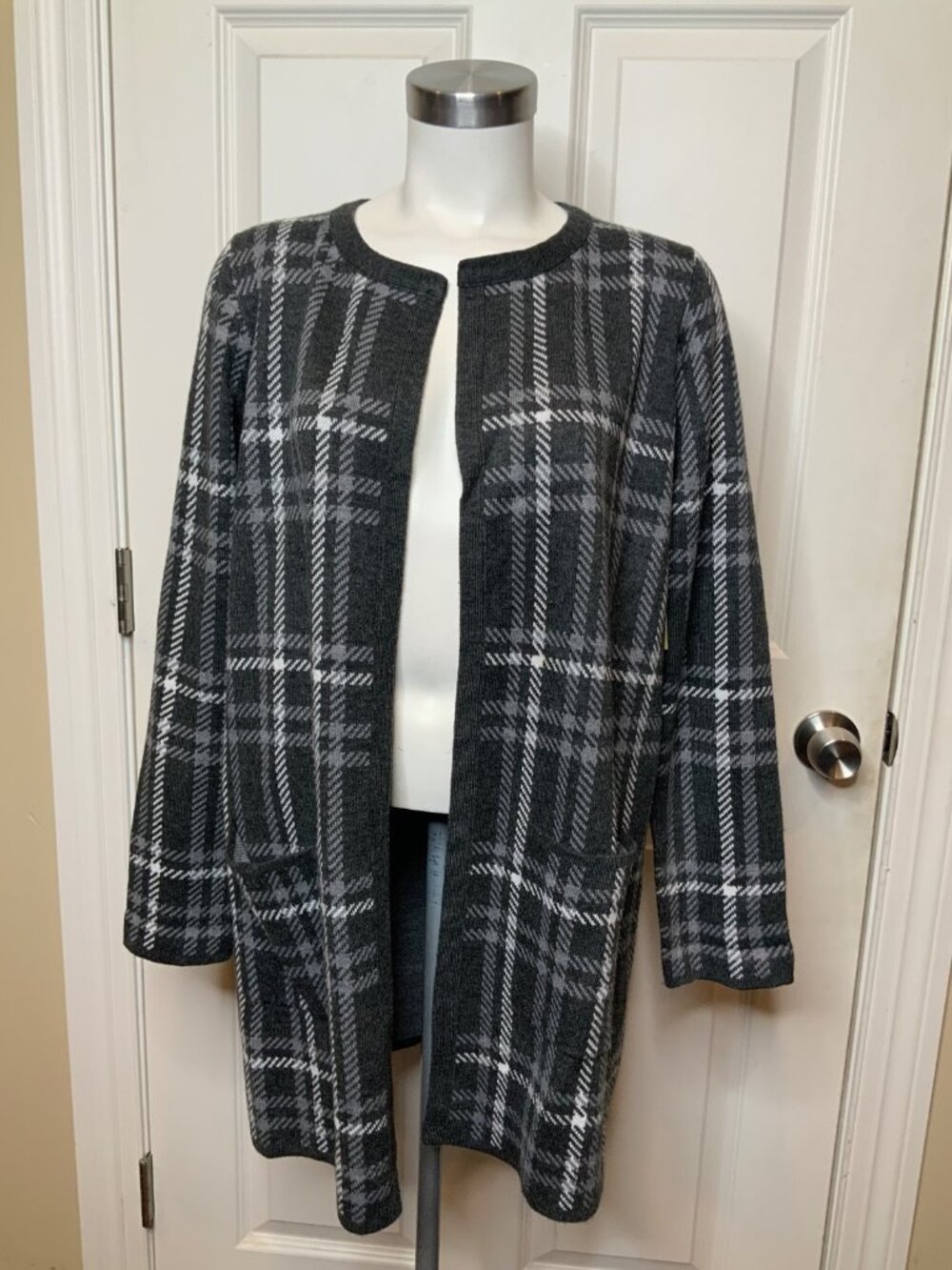 French Connection Gray Plaid Open Front Long Knit Cardigan, Size M
